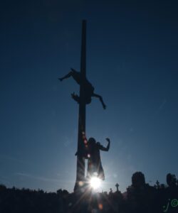 "Fall in to the Sun"